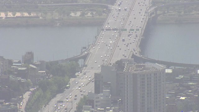 [날씨] 오늘(토) 큰 일교차, 중서부 초미세먼지 '나쁨' / YTN