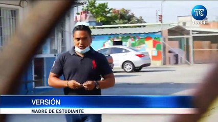 En Durán suspenden clases en colegio por falta de bancas