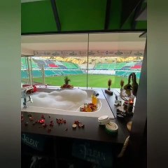 Asgari ücretle çalışan futbolseverler bakmasın!