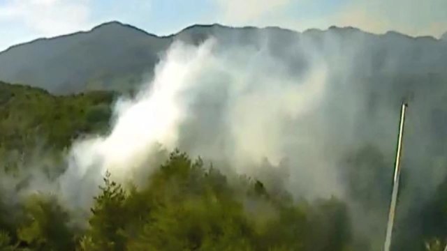 강원 양양군 서면 산불...헬기 2대 투입 30여 분 만에 진화 / YTN