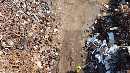 Üsküplü Türk sanatçı atık demirleri sanata dönüştürüyor