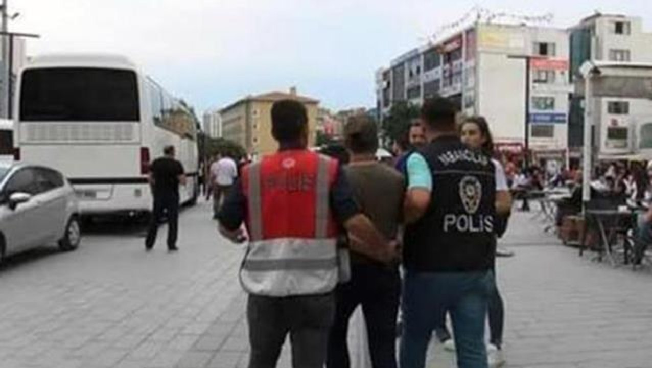 İstanbul Emniyet Müdürü Zafer Aktaş'tan göçmenlerin suç işlemesine ilişkin açıklama: "Suça yelteneni sınır dışı ediyoruz"
