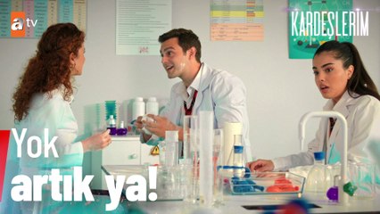 Leyla ve Ömer'in eğlenmesini çekemeyen Süsen! - Kardeşlerim 61. Bölüm