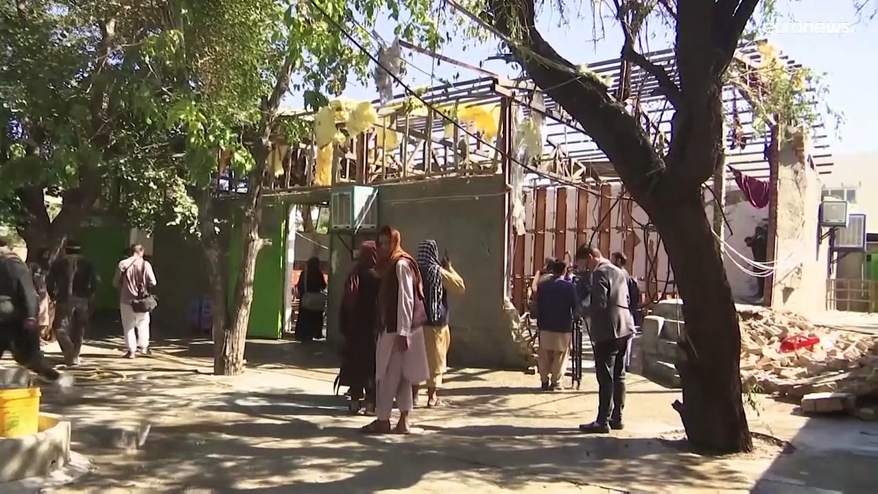 Не менее 35 человек погибли в результате теракт...