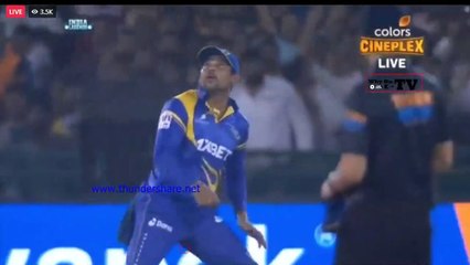 ඩිල්‍ෂාන අද ලබාගත් සුපිරි උඩ පන්දුව මෙන්න