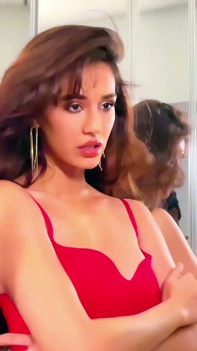 Disha Patani's SUPER HOT & stunning photoshoot  #shorts #dishapatani/दिशा पटानी का सुपर हॉट और शानदार फोटोशूट #शॉर्ट्स #dishapatani./التقطت الصور الرائعة والمذهلة لـ Disha Patani # شورت # ديشاباتاني