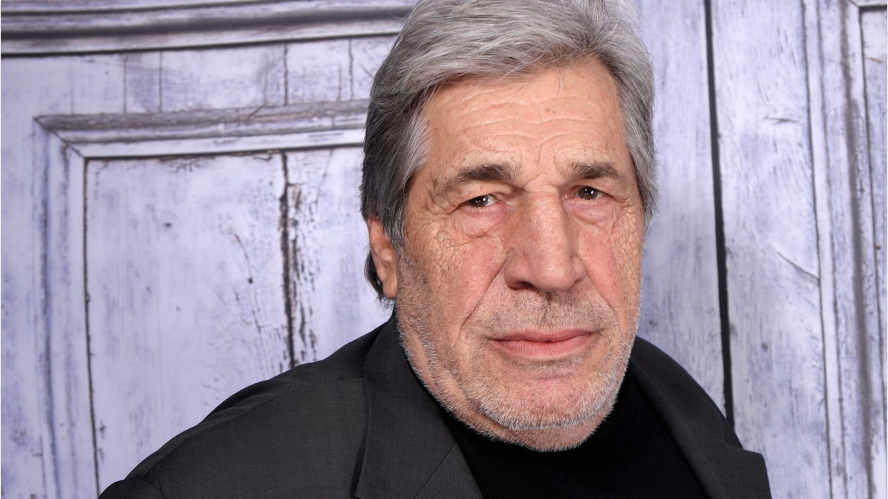 GALA VIDÉO - Jean-Pierre Castaldi pas tendre avec Yves Montand : “Celui qui frimait avec un billet de 500 balles”