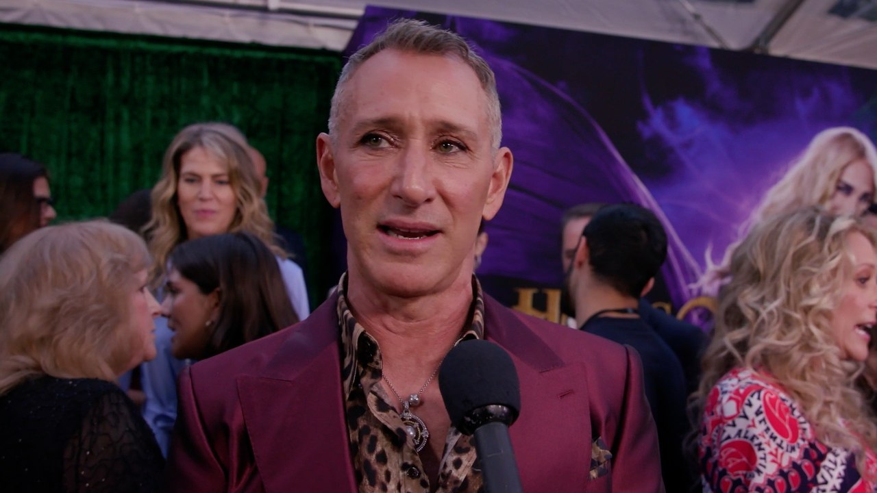 Hocus Pocus 2 World Premiere Adam Shankman Interview
