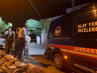 Son dakika 3. sayfa: Gaziantep'te muhtar azasının evi tarandı: 2 ölü 3 yaralı