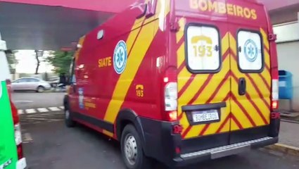 Homem quebra perna e punho ao cair de moto na PR-486