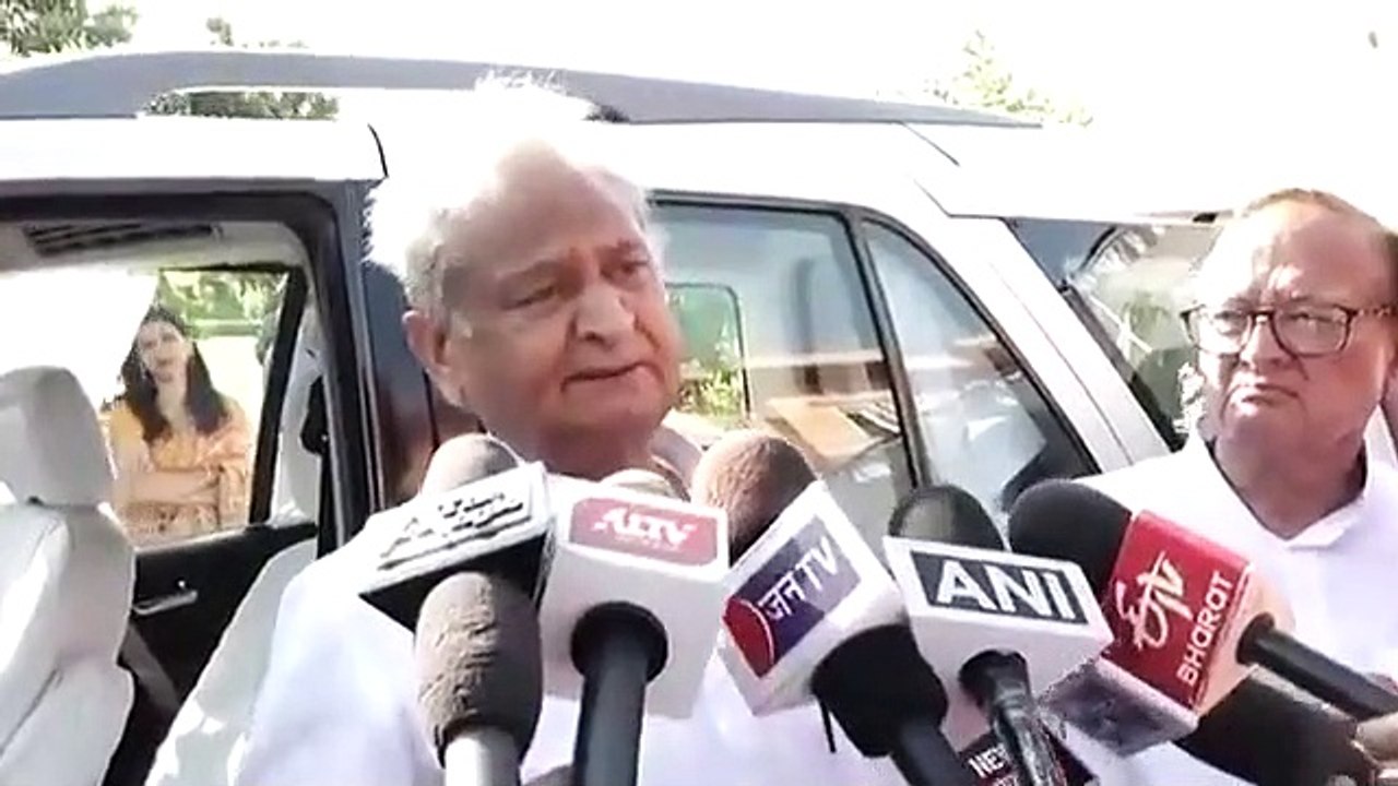 शांति धारीवाल के बाद अब अजय माकन के लिए क्या कह गए सीएम गहलोत?