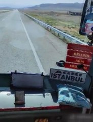 Son dakika haberi | SEYİR HALİNDEKİ OTOBÜSÜN ŞOFÖRÜ AYAĞA KALKIP DANS ETTİ; O ANLAR KAMERADA