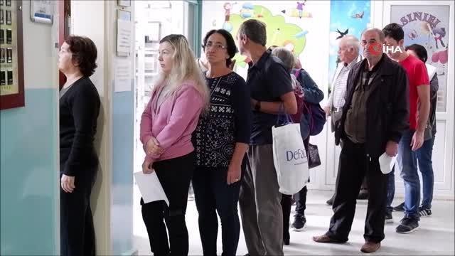 Edirne politika haberi... Edirne'de yaşayan çifte vatandaşlar oy kullanmak için sandığa gitti