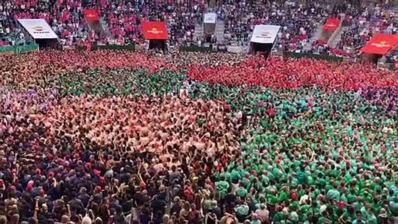Els Segadors donen el tret de sortida al Concurs de Castells 2022