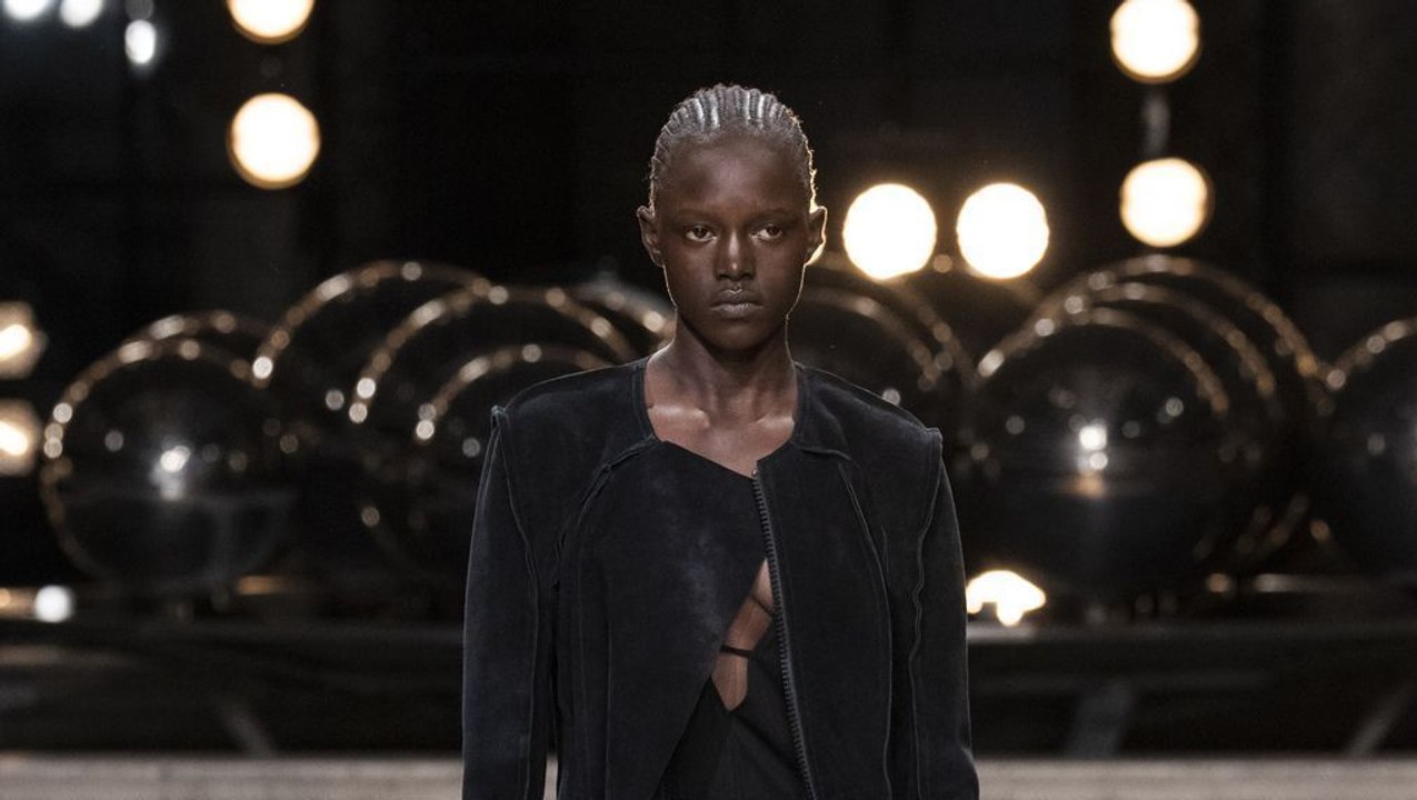 Défilé Isabel Marant Prêt-à-porter Femme Printemps-Eté 2023