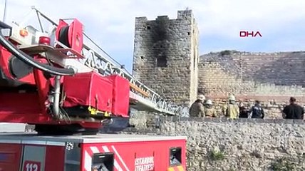 Tarihi surlar alev alev yandı