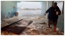 South Carolina becomes the ocean! Hurricane IAN makes big waves & flooding Myrtle Beach