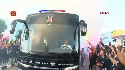 Beşiktaş ve Fenerbahçe yola çıktı