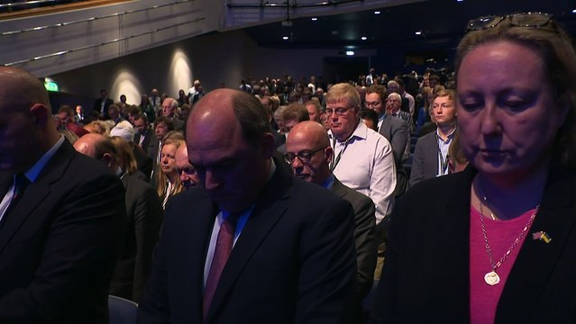 Conservatives pay tribute to the Queen at party conference