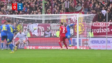 Télécharger la video: FC Kaiserslautern v Eintracht Braunschweig