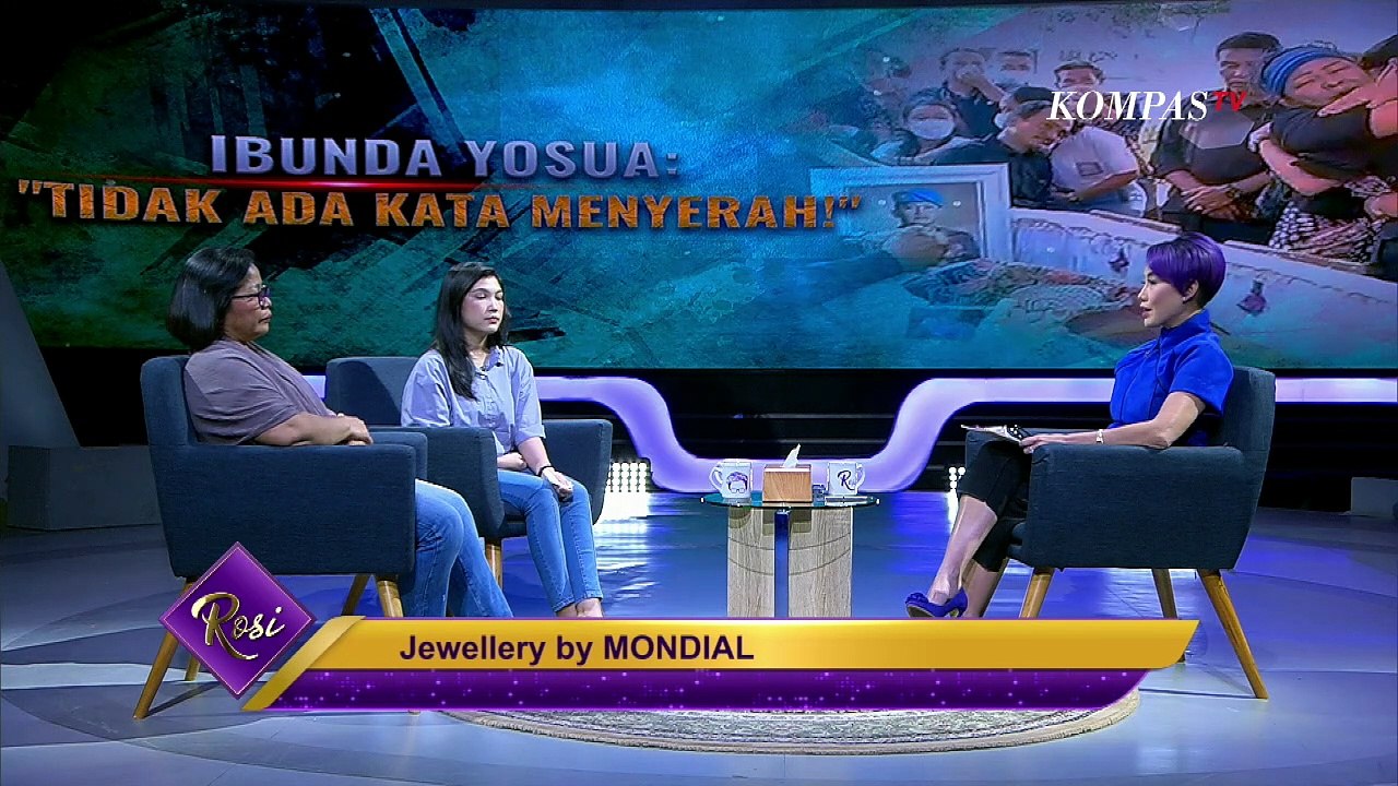 Apa yang Terjadi saat Rumahnya Didatangi Aparat? Ini Penuturan Ibunda Yosua - ROSI