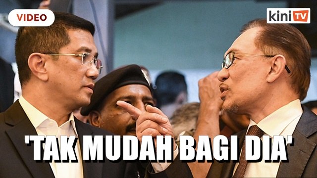 Jaga kawasan kamu, kata Anwar pada Azmin