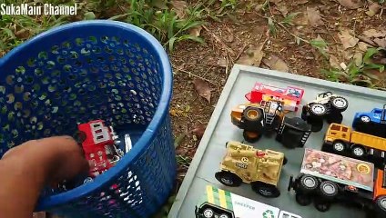 Mencari Mainan Motor Harley, Truck Pertamina, Truck Gandeng, Kereta Api