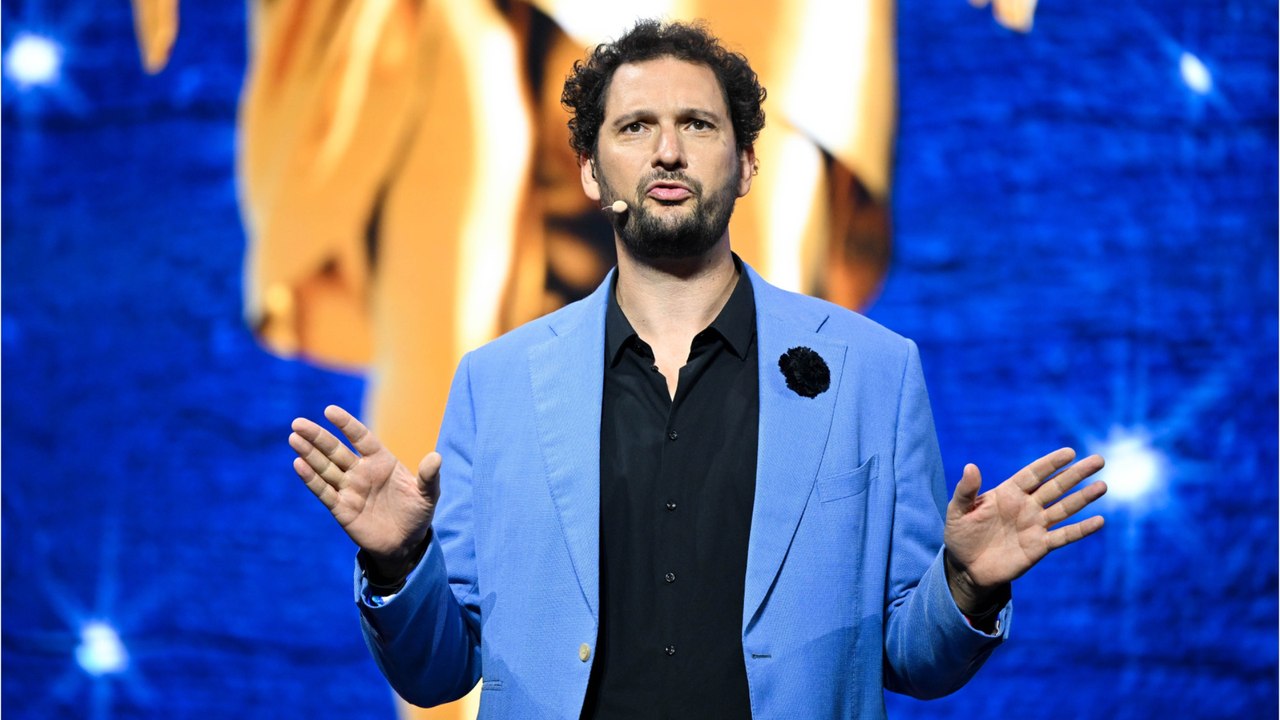 GALA VIDÉO - Eric Antoine sans fard, il lève le voile : “J’ai trop souffert des secrets de famille”