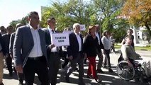HDP milletvekilleri hasta tutuklular ve tecridin kaldırılması için Adalet Bakanlığı'na yürüdü
