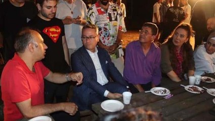 Belediye Başkanı Yasin Kartoğlu'ndan "Hadi Hayırlısı-Istakoz'un Haritası" film setine ziyaret