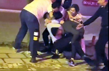 Mühürlü düğün salonunda kavga çıktı