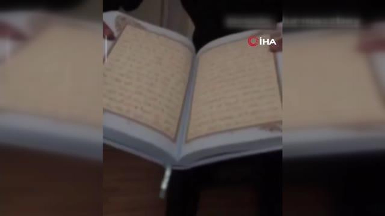 İçki masasında Kur'an-ı Kerim'i yırtıp yaktılar, o anları sosyal medyadan paylaştılar