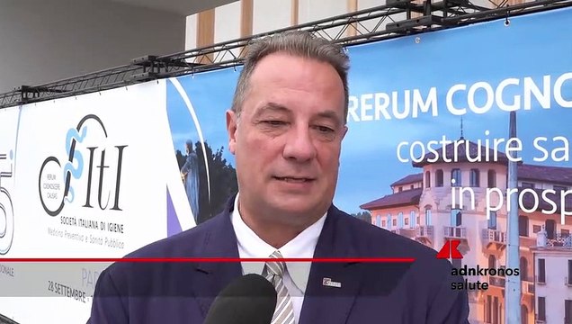 Vaccini, Mantovani (igienista): ’Gli antinfluenzali non sono tutti uguali’