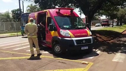 Motociclista fica ferido em colisão com BMW na rotatória da Rua Manaus, no Tropical