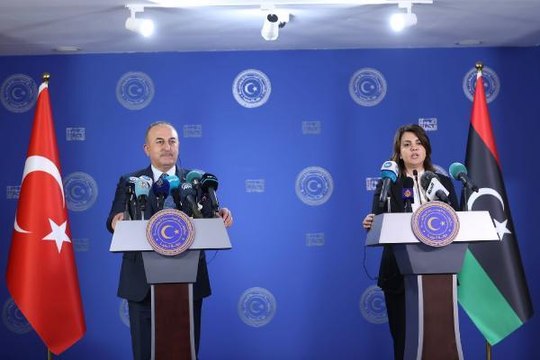 Bakan Çavuşoğlu Libya'da mevkidaşıyla ortak basın toplantısı düzenledi