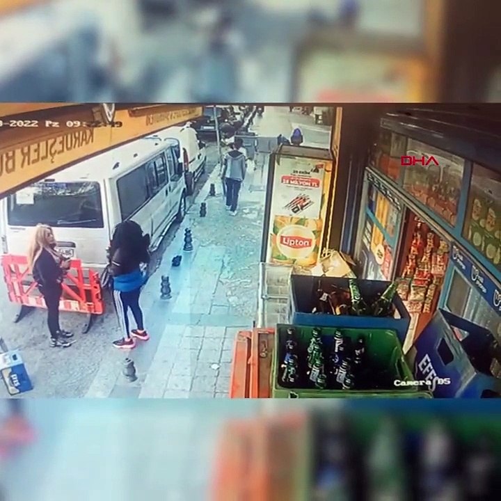Gündüz vakti İstanbul'un ortasında! Tacizcilere müdahale eden esnafa silahlı saldırı
