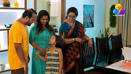 Surabhiyum Suhasiniyum