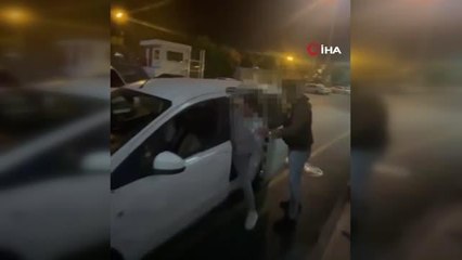 Ticari taksiyle yasa dışı silah ticareti yapan zanlı tutuklandı