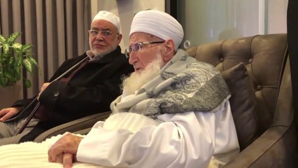 Muhammed Ali es-Sâbûnî Hazretleri 100 Yaşına Yaklaştığı Halde İbarede Takılanı Ezberden Açıyor