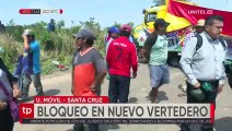 Santa Cruz: Vecinos bloquean ingreso al nuevo vertedero exigiendo pavimentación