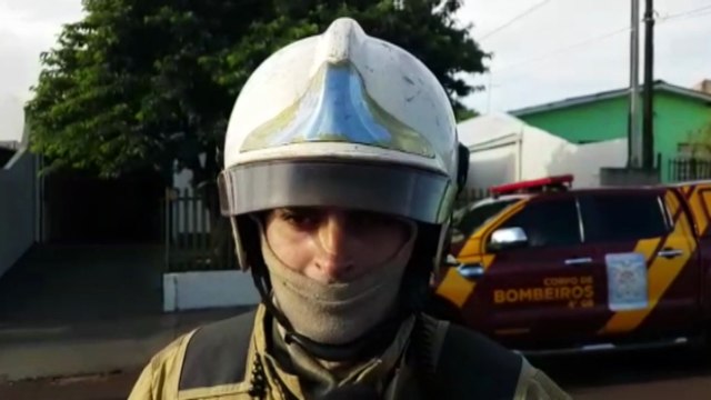 Corpo de Bombeiros dá detalhes sobre incêndio em fábrica de montagem de sofás