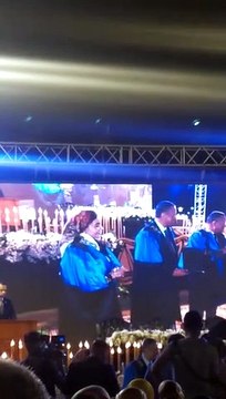 رئيس جامعة الإسكندرية يكرم أكبر طالب بكلية الحقوق: نموذج يستحق التكريم