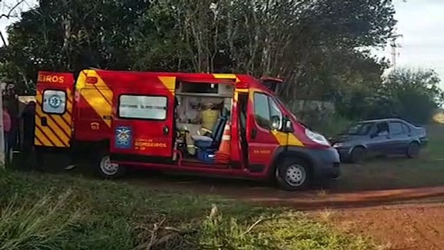 Adolescente sofre múltiplas fraturas após colisão na PR-180