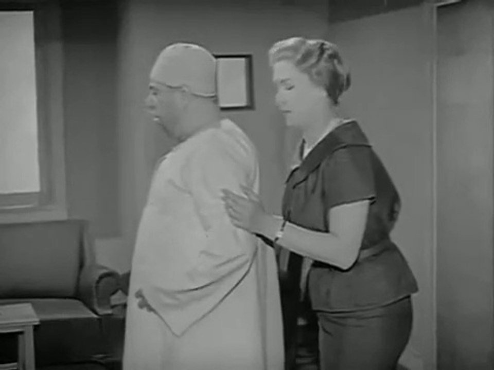 فيلم العاشقة بطولة هدى سلطان و كمال الشناوي 196...
