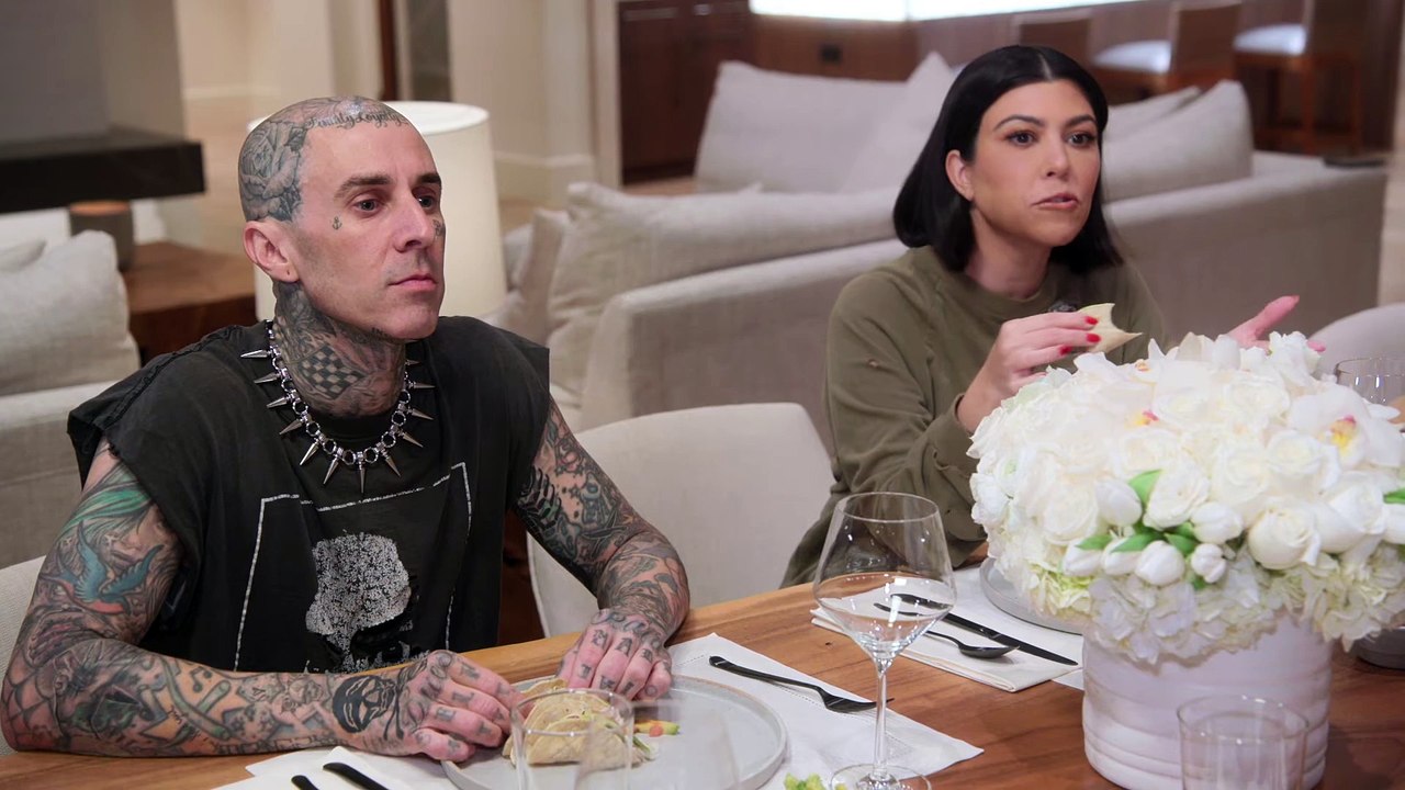 The Kardashians Season 2 - Dinner At Kourtney's House