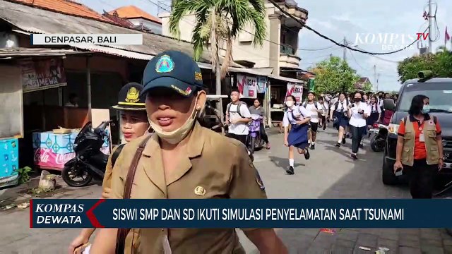 Ratusan Siswa Ikuti Simulasi Kebencanaan