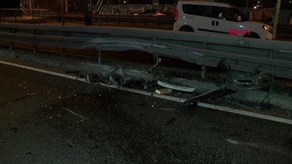 Son dakika haberi: Şişli'de D-100 Karayolu'nda makas attığı iddia edilen otomobil kaza yaptı: 2 yaralı