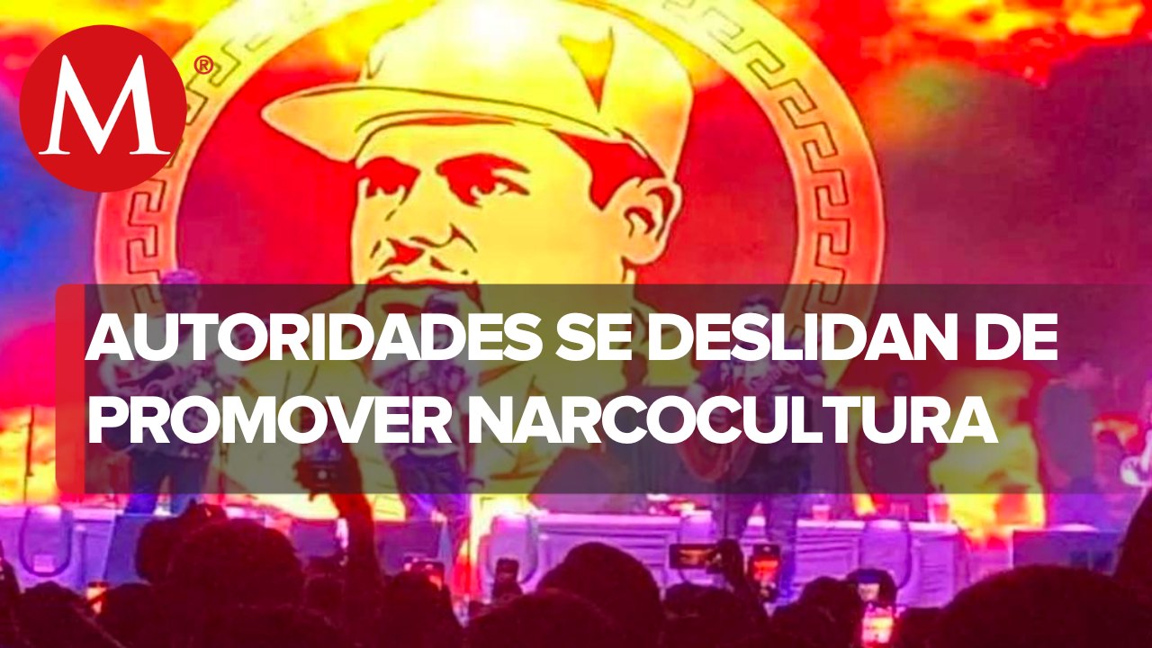 En festejos oficiales por aniversario de Culiacán, cantante proyecta fotos de 'El Chapo'