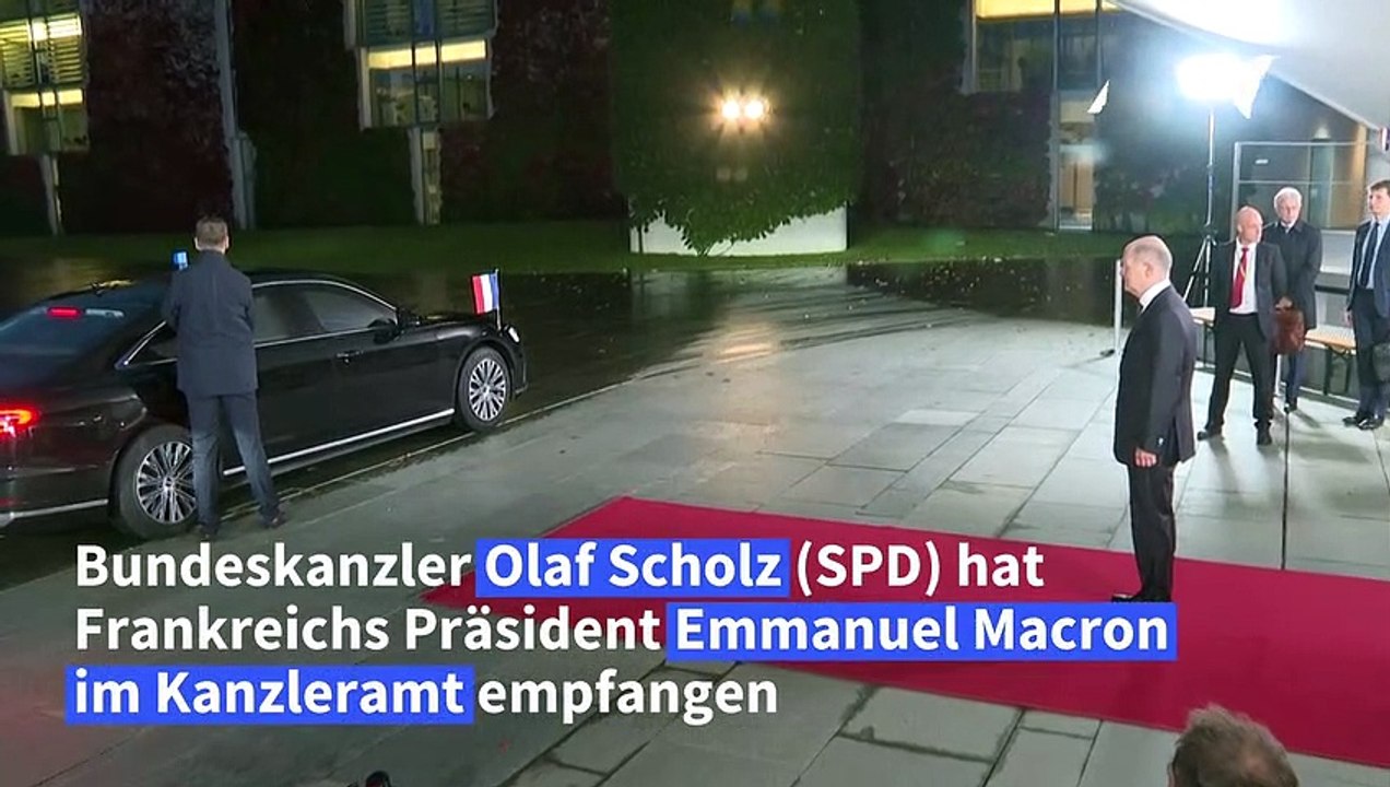 Scholz empfängt Macron zu Arbeitsessen im Kanzleramt