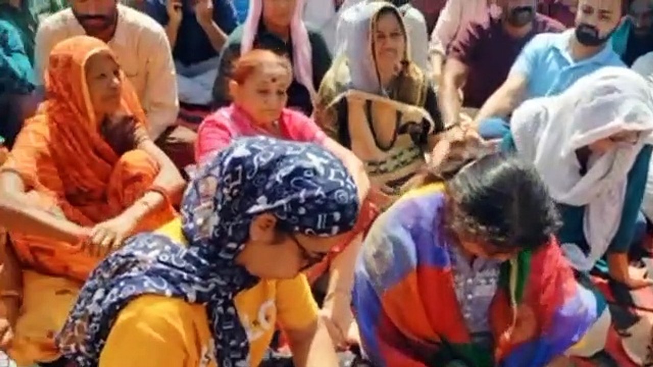 बंद रहा केशवरायपाटन कस्बा, आक्रोशित लोग सडक़ों पर उतरे